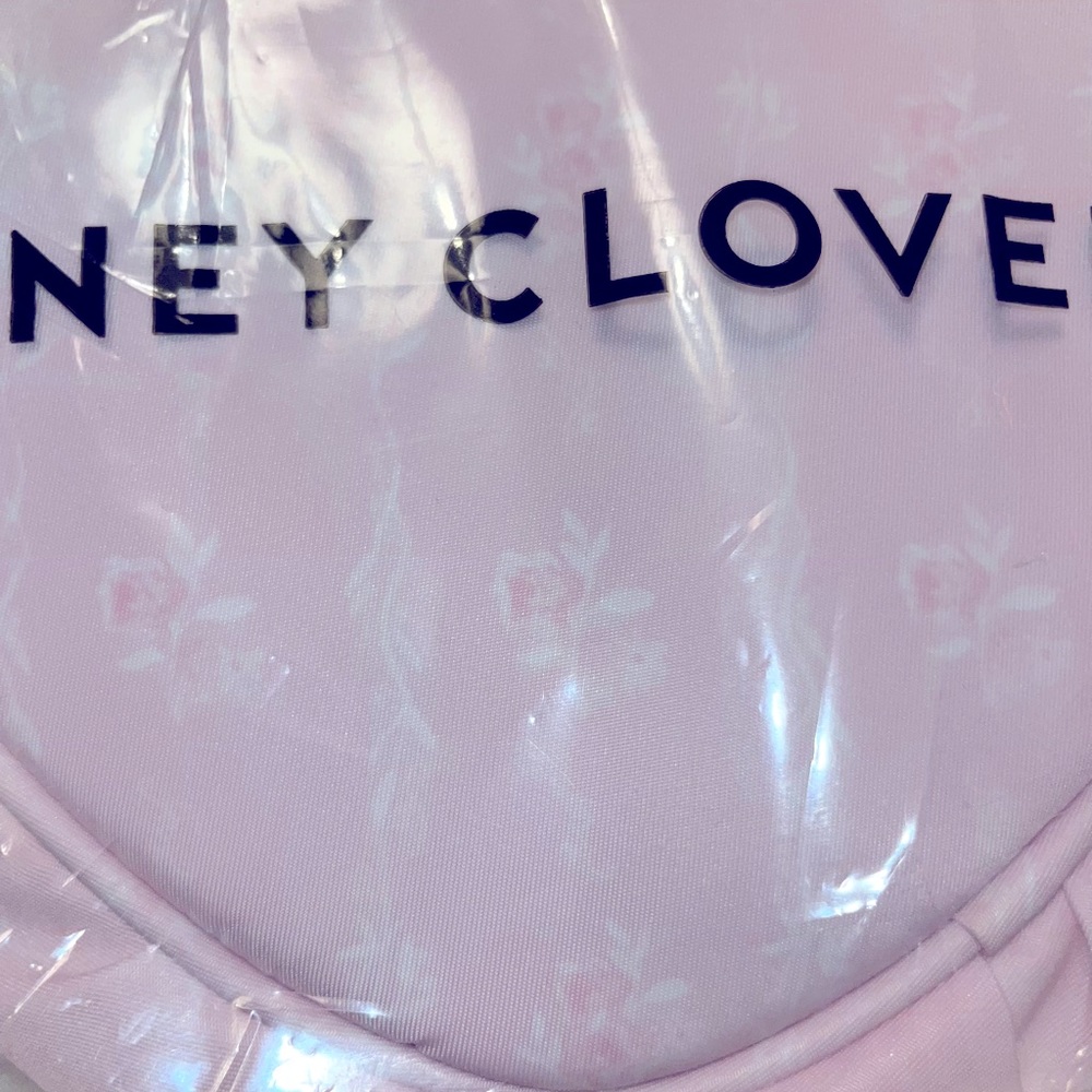 NIB Stoney Clover High Tea Ruffle Pouch - Picture 3 of 5